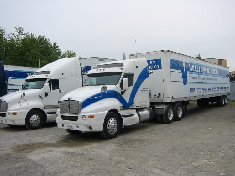 Blog How You Can Reduce The Cost Of Truck Driving School Ei Funding
