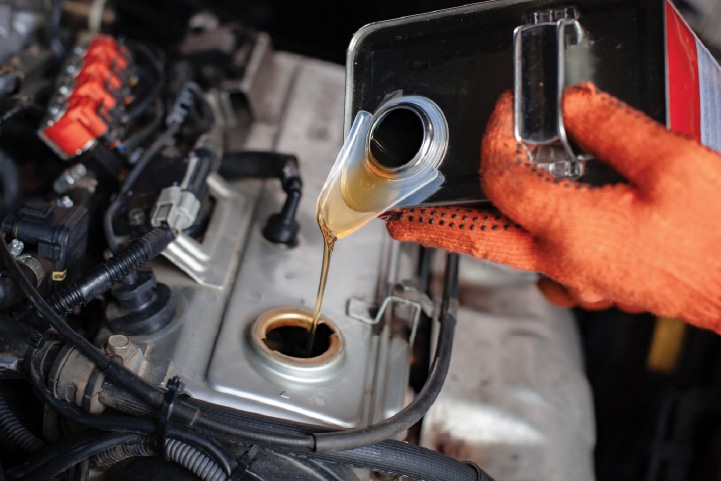 Blog A Pre Trip Driving Checklist for Everyone Engine Oil
